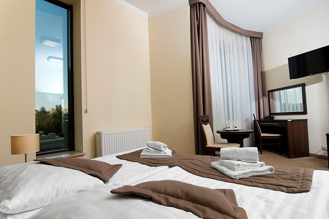 Hotel Forum Fitness Spa & Wellness Lublin Exterior photo